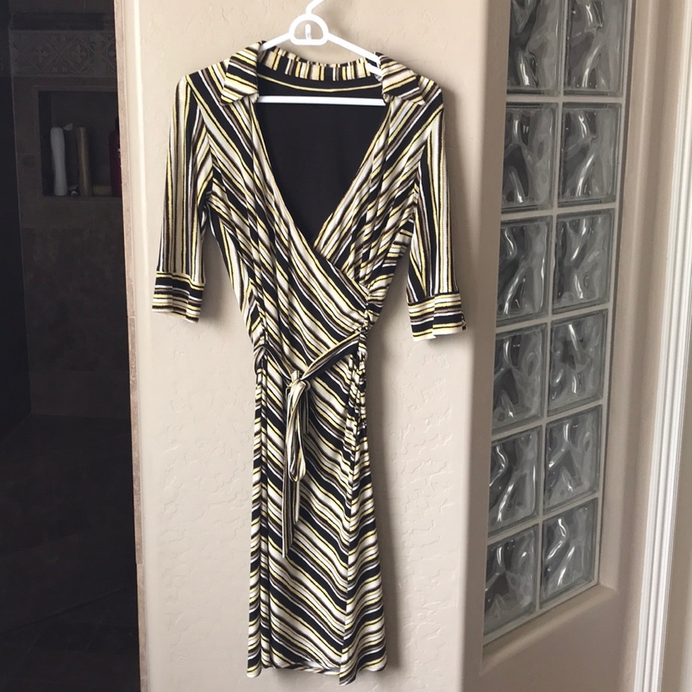 Laundry by Shelli Segal dress